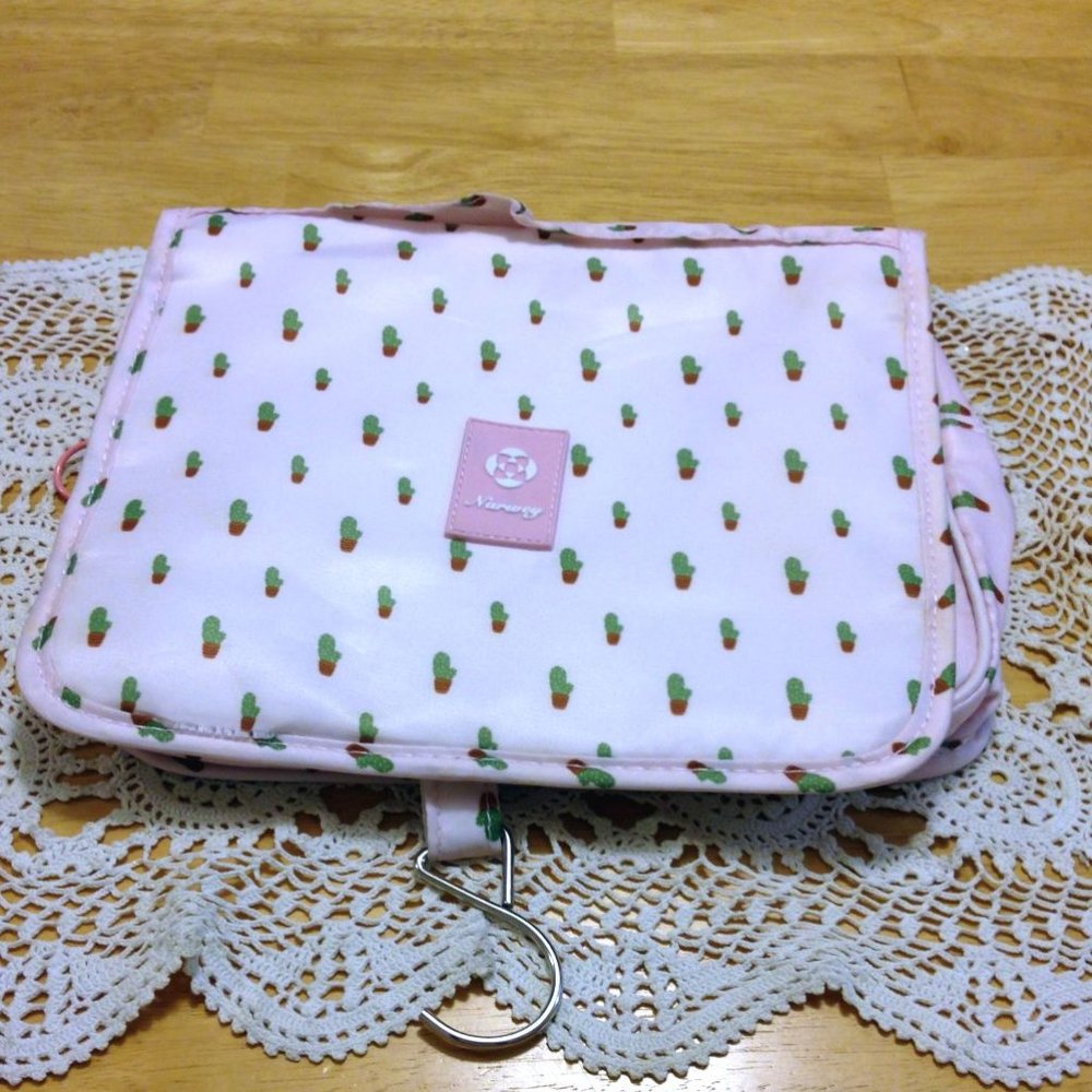 Toiletry Bag - Hanging - Narwey Brand - Waterproof